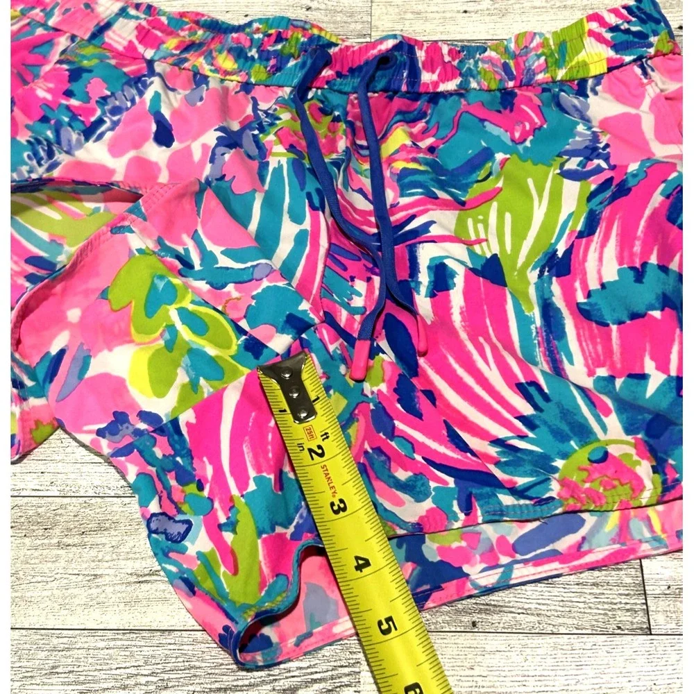 Womens‎ Lilly Pulitzer Rare Gumbo Limbo Runaround Giraffe swim shorts SMALL